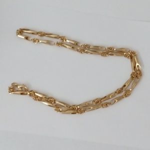 24" Gold tone necklace. $5 or 5 for $25